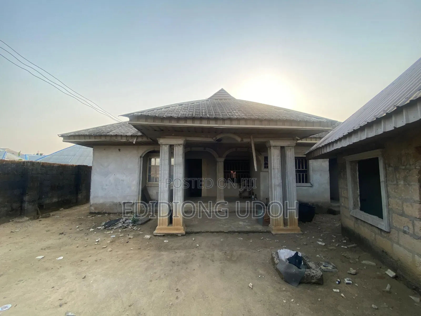 5bdrm Block of Flats in Nnung Oku, Uyo, Akwa for sale