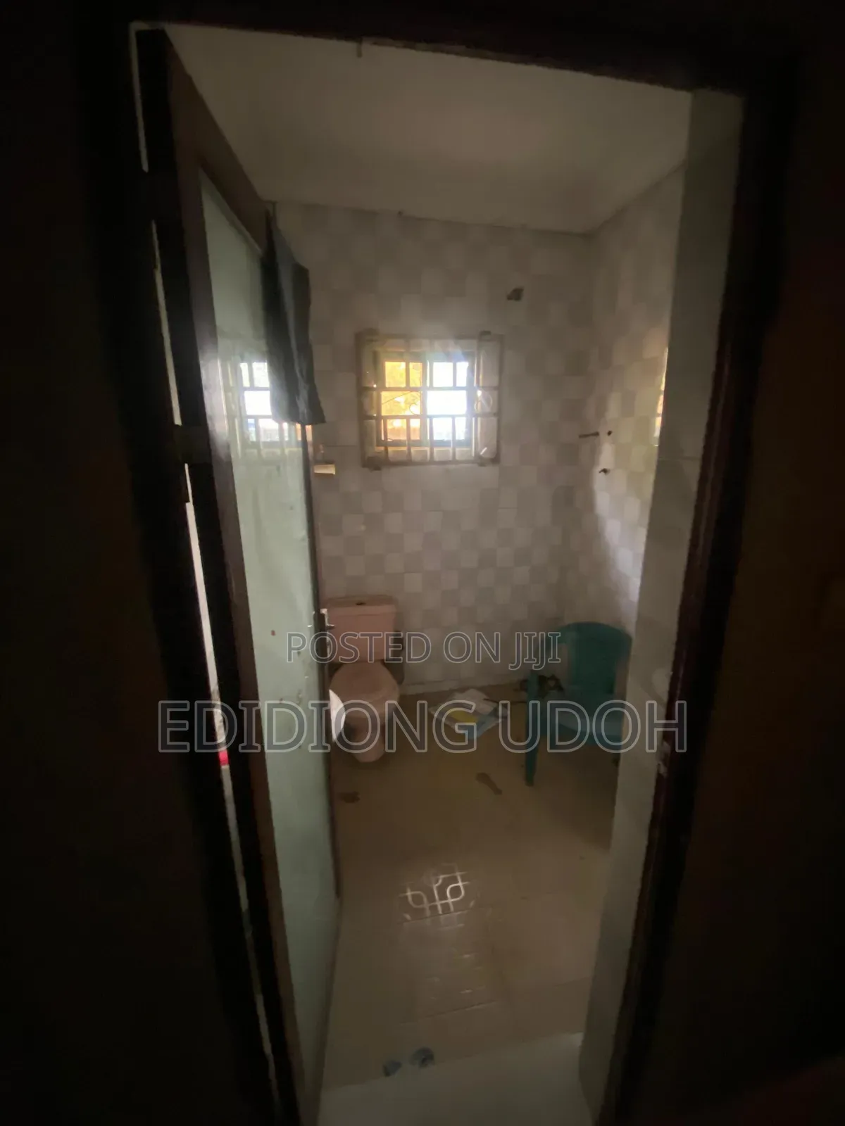 5bdrm Block of Flats in Nnung Oku, Uyo, Akwa for sale