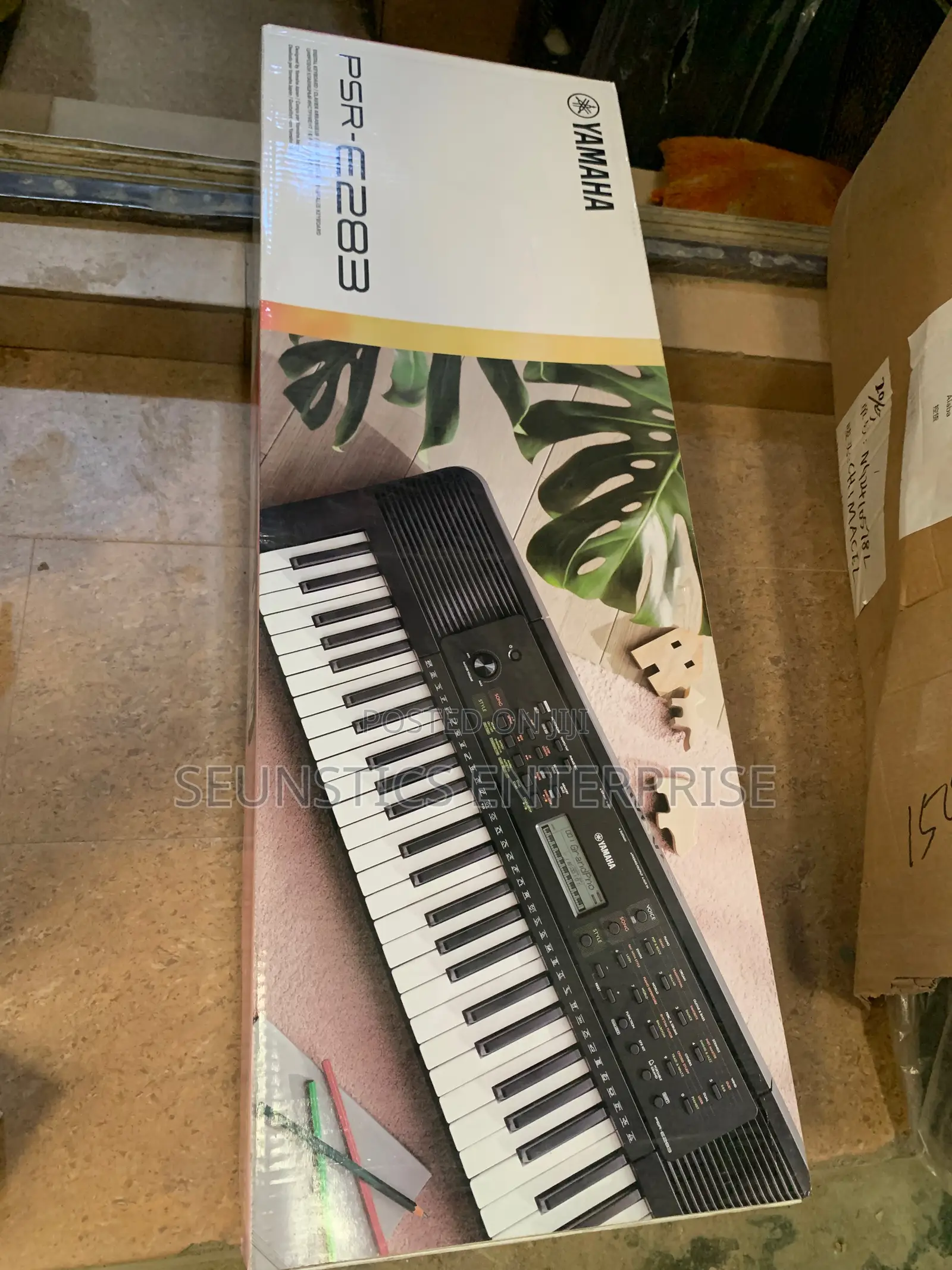 Quality Yamaha PSR E283 Keyboard (Piano)