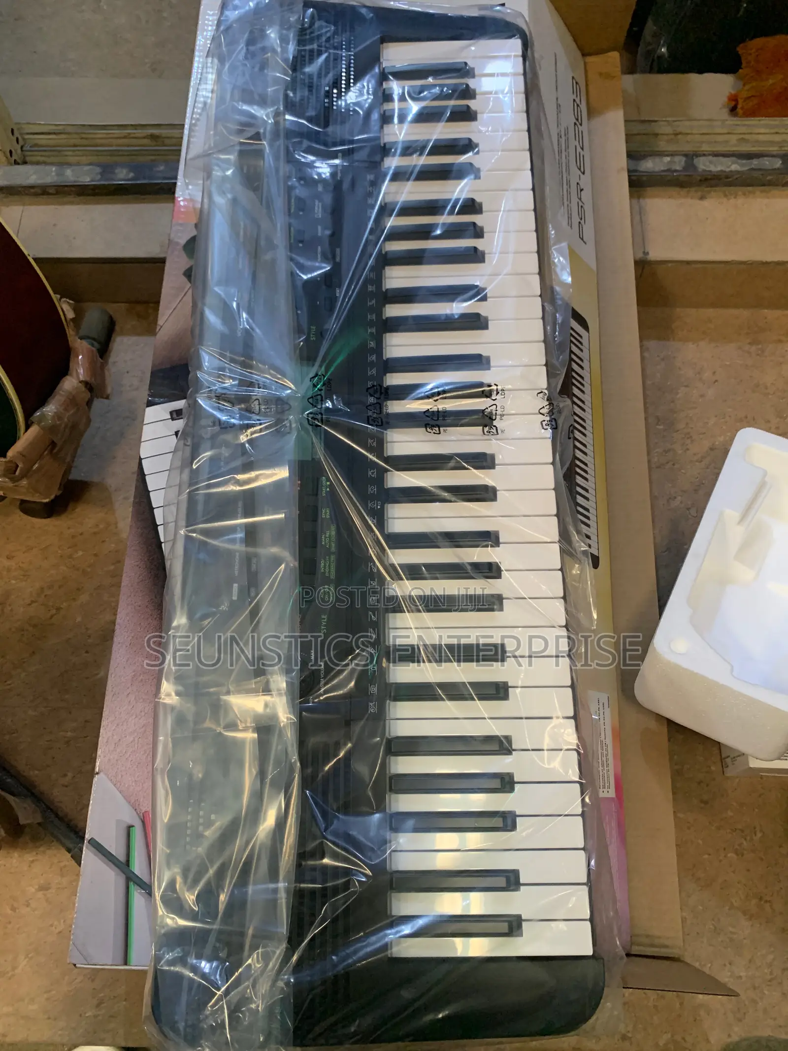 Quality Yamaha PSR E283 Keyboard (Piano)