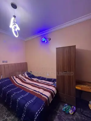 Cozy and Serviced Studio Apartment