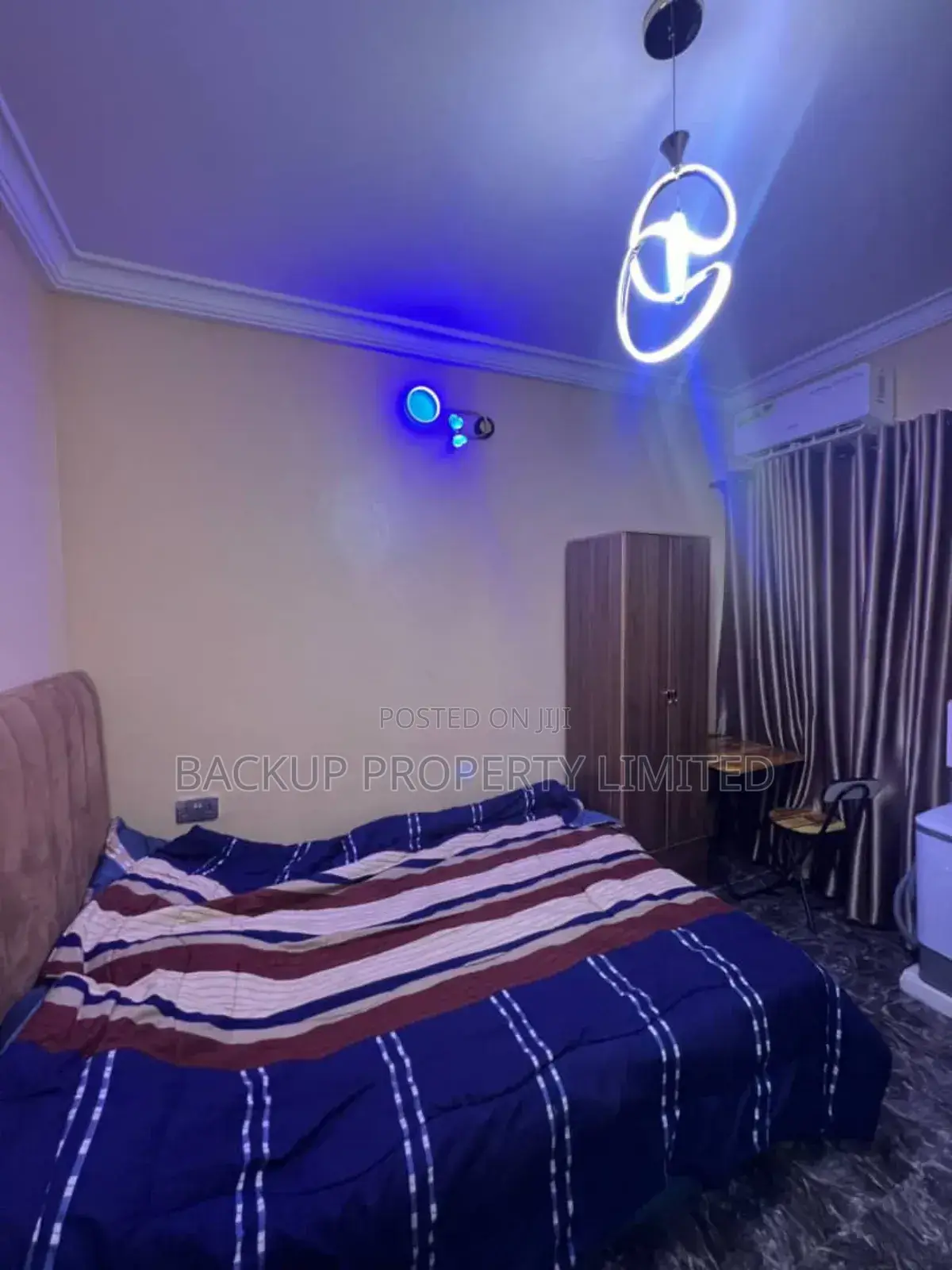 Cozy and Serviced Studio Apartment