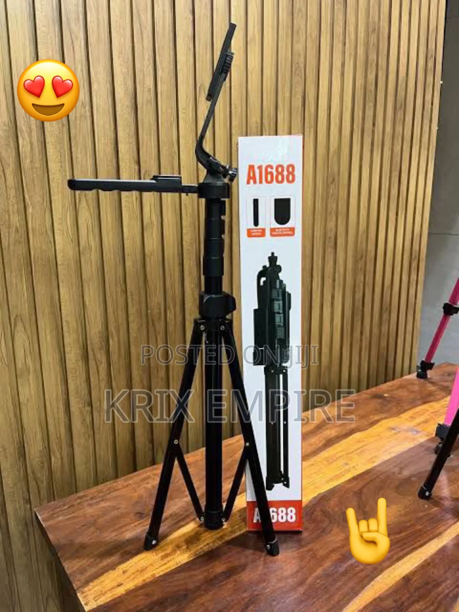 A1688 Tripod Stand