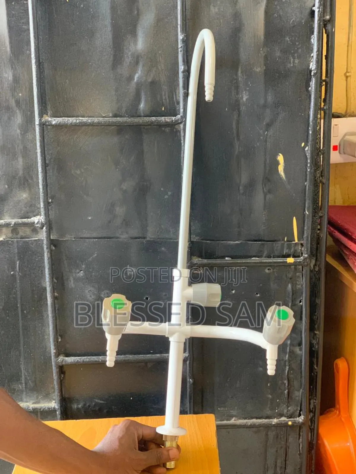 3 Way Lab Tap