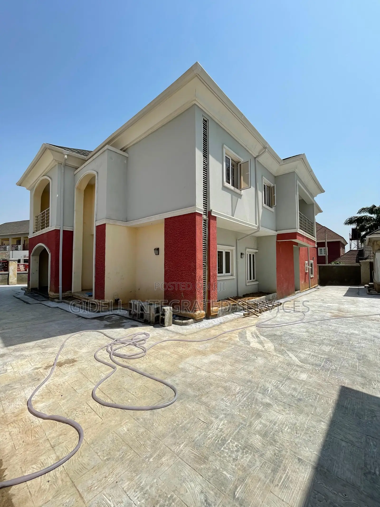 5bdrm Duplex in Guzape District for rent