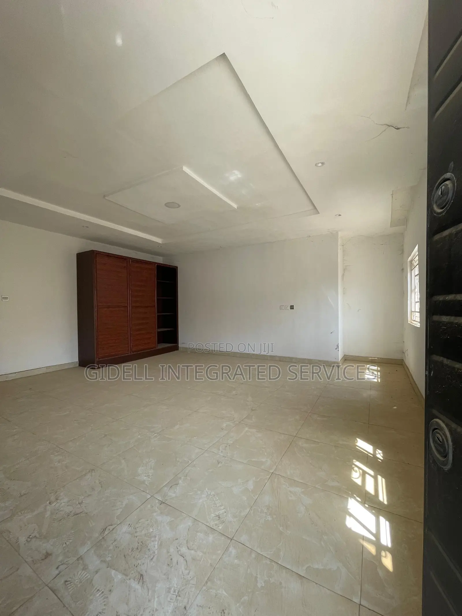 5bdrm Duplex in Guzape District for rent