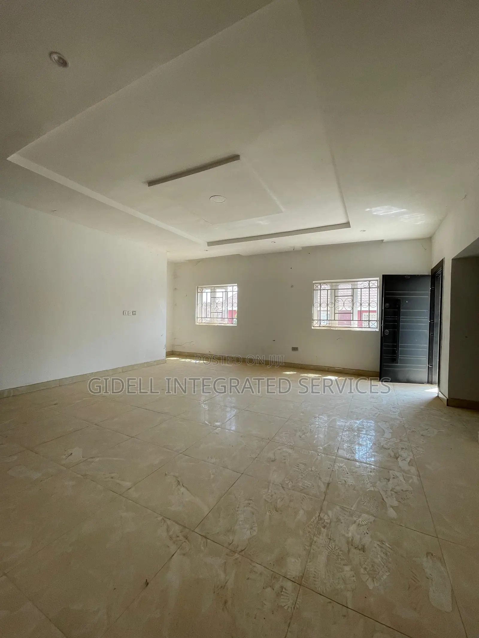 5bdrm Duplex in Guzape District for rent