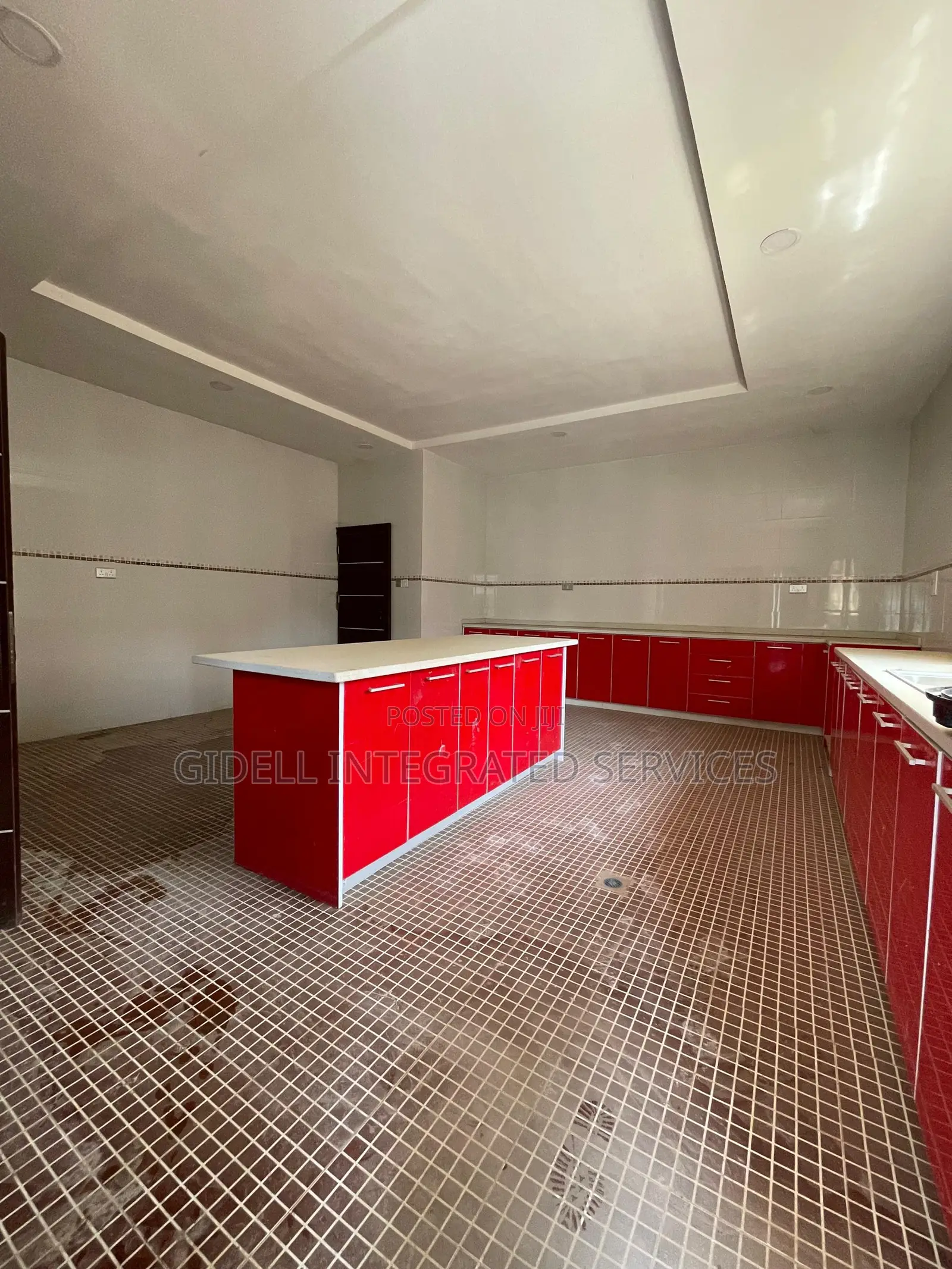 5bdrm Duplex in Guzape District for rent