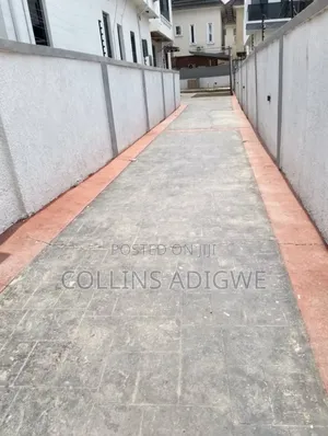 Photo - 5bdrm Duplex in Lekki Conservation, Chevron for sale