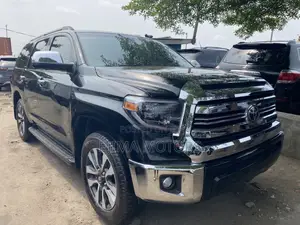 Toyota Sequoia 2015 Black