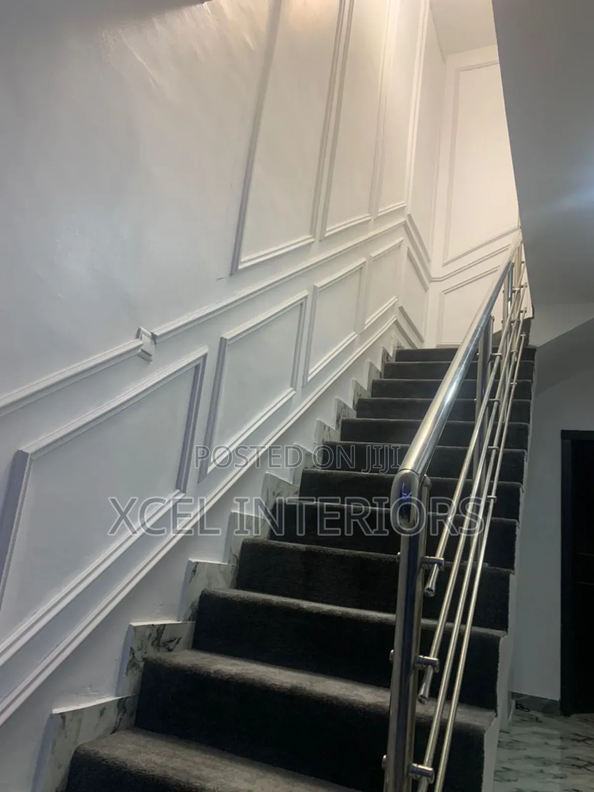 Wainscoting / Wall Cornice at 3800 Per Length