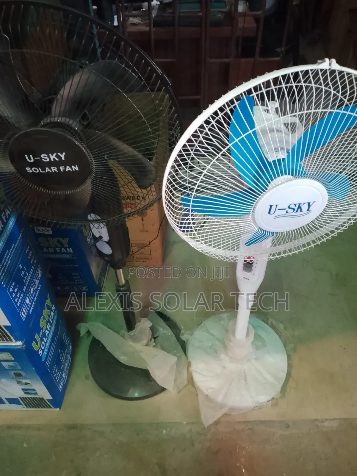 Rechargeable Solar Standing Fan With Solar Panel and Bulbs