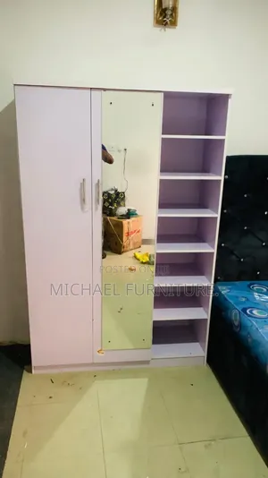 Sturdy and Durable 4x6 Wardrobe With Shoe Rack