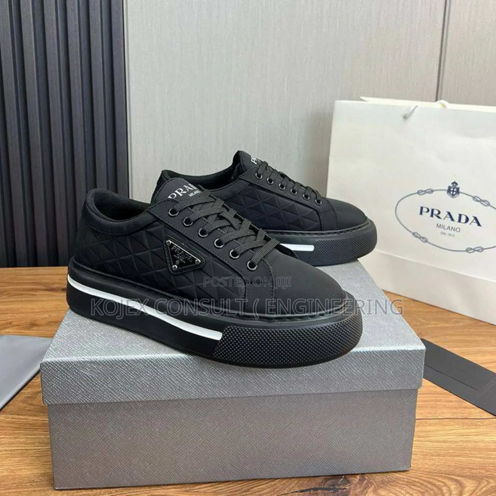 PRADA Milano Sneakers
