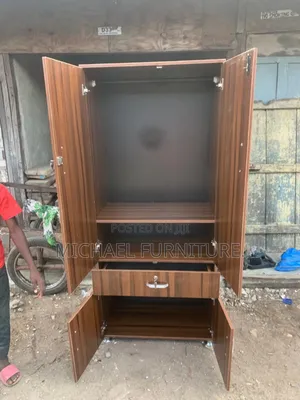 Top Quality Sturdy 32 by 6 Wardrobe With 1 Drawer