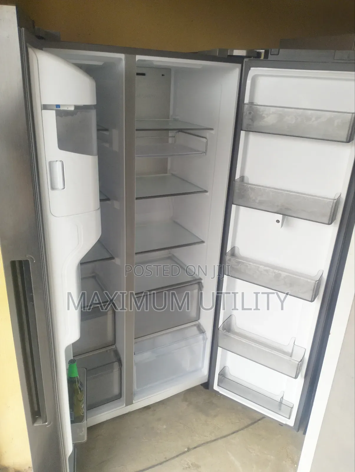 Samsung Side by Side Smart Inverter Fridge 614 LTRS Wit TV