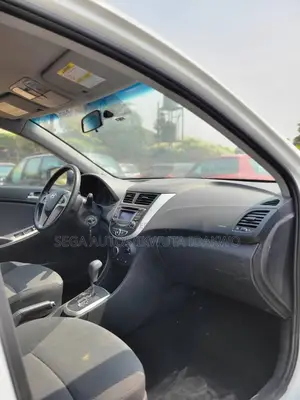 Hyundai Accent GS 2013 White