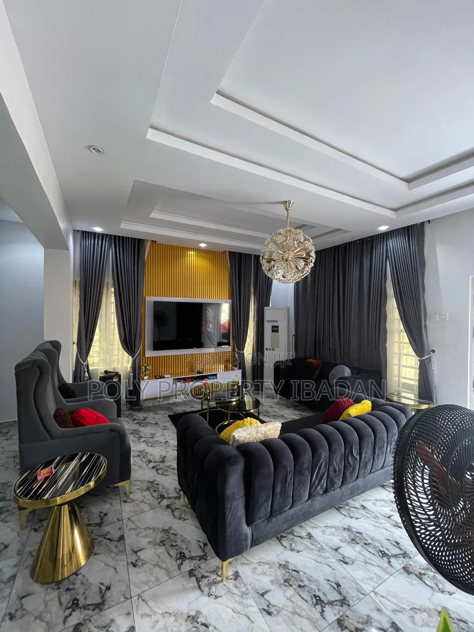 3bedroom Shortlet Apartment in Lere Adigun Gra