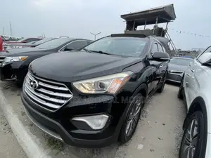 Hyundai Santa Fe 2016 Black