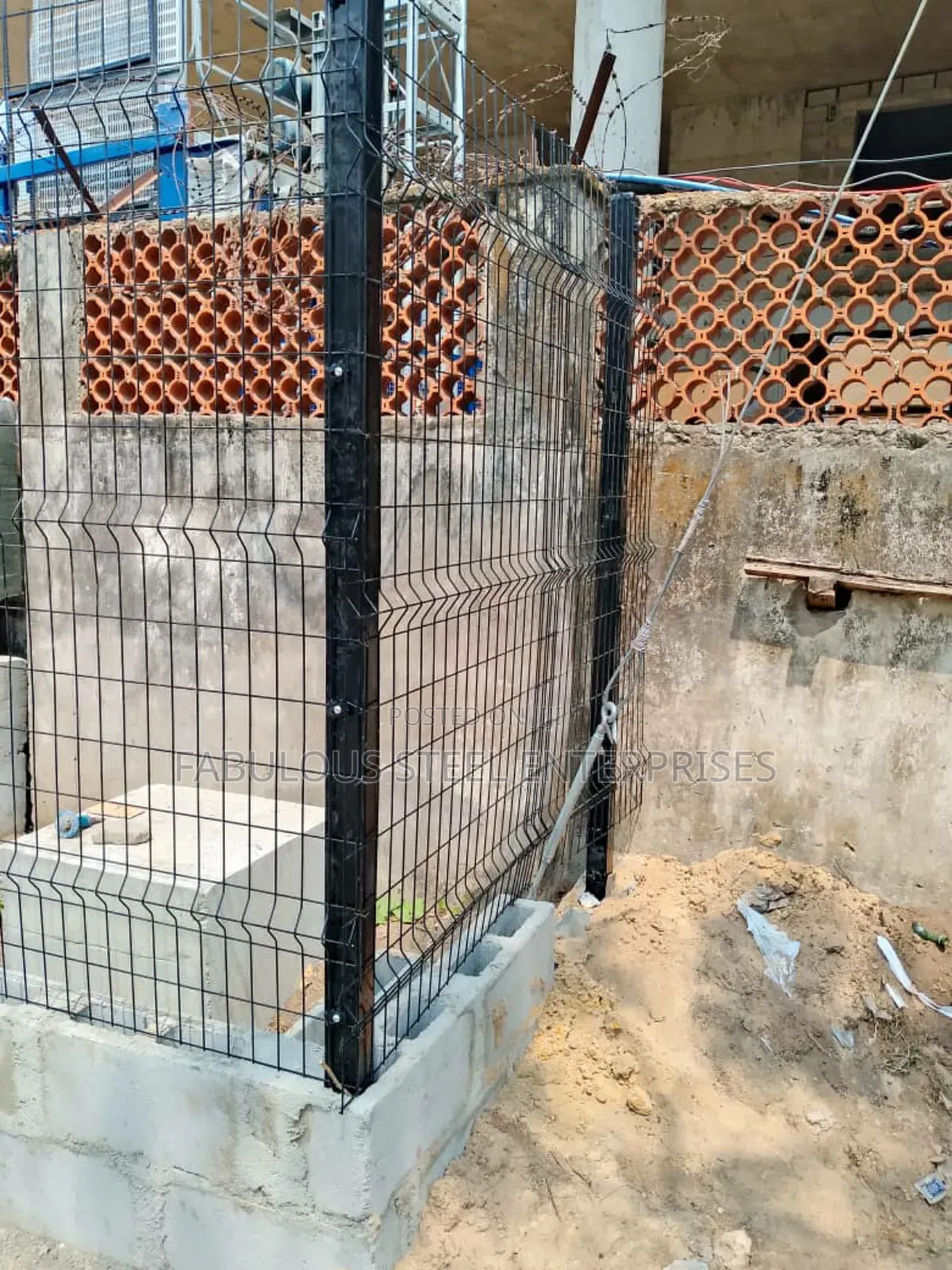 Wire Mesh 2 X 4 Black Colour