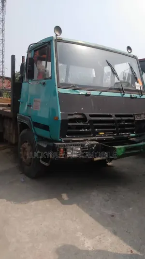 Steyr 10 Tyres Truck