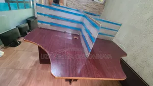 4 Man Workstation for Office Use