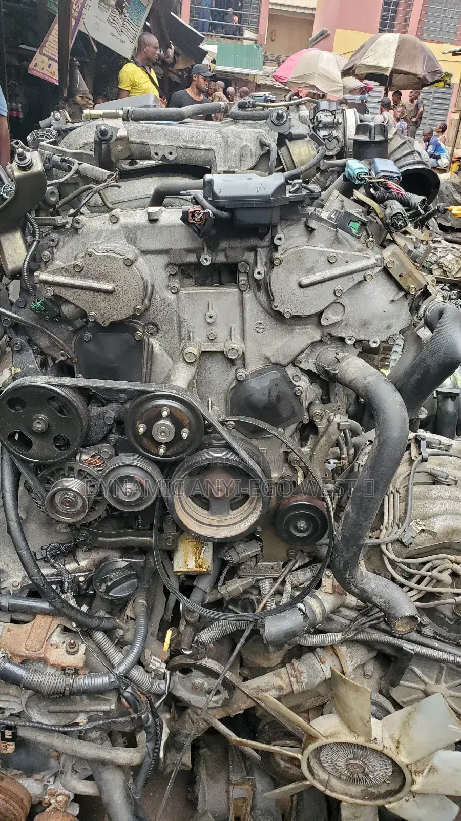 Nissan Pathfinder Engine