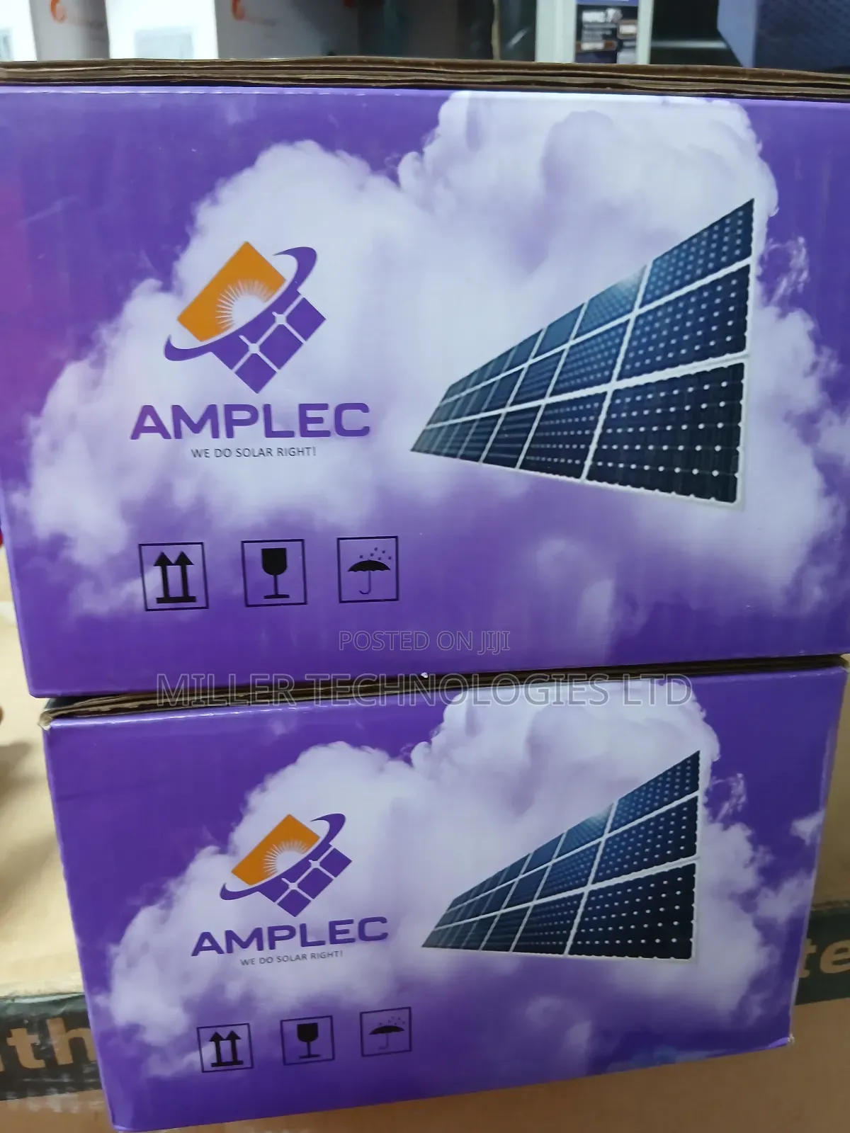 40a Amplec Charge Controller, Available for Pickup