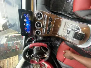 Mercedes Benz C300 2015 Android