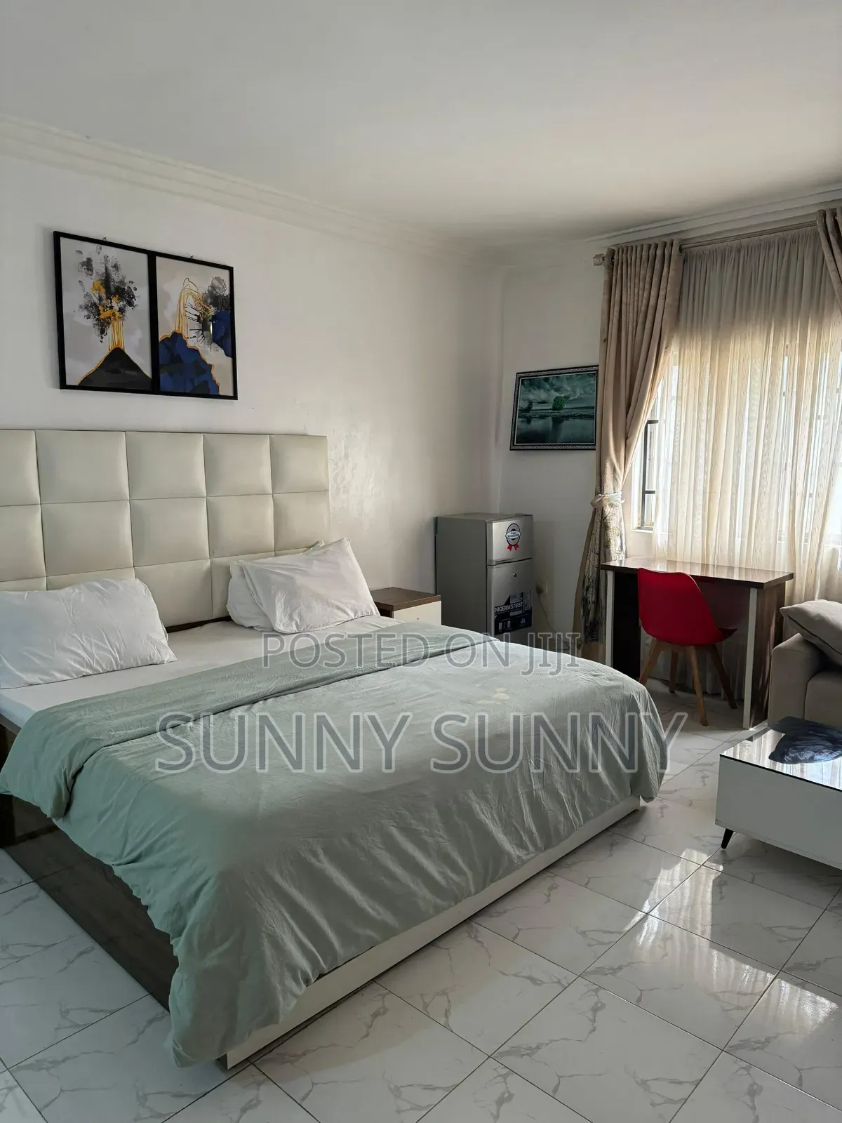 Studios/One Bedroom
