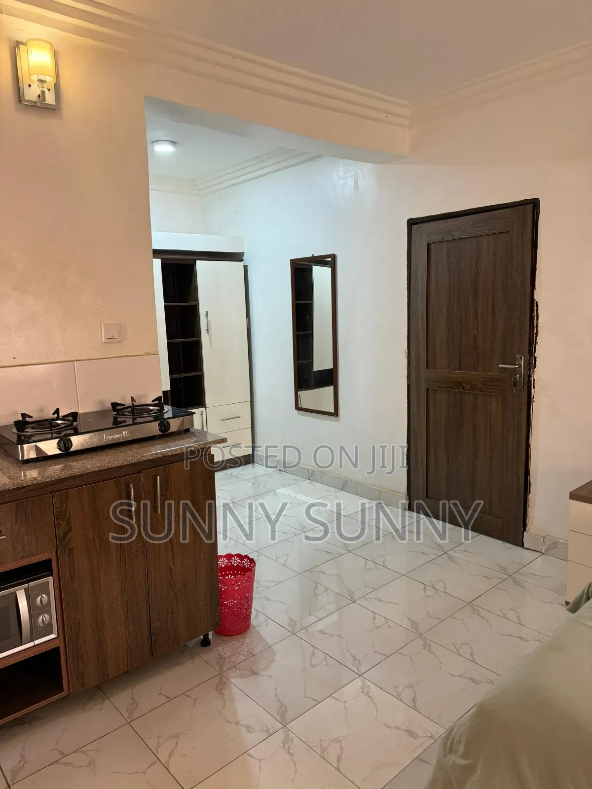 Studios/One Bedroom
