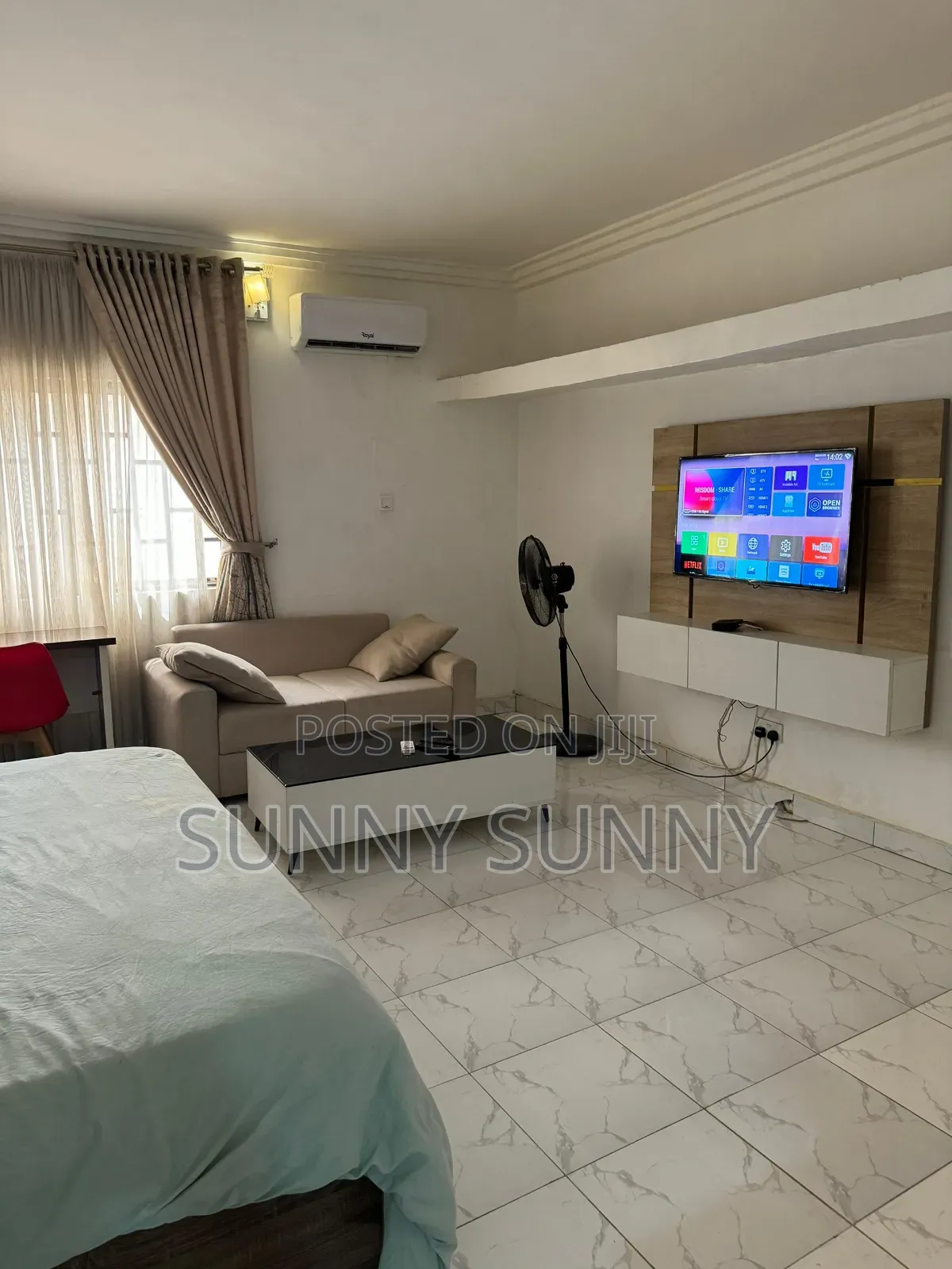 Studios/One Bedroom