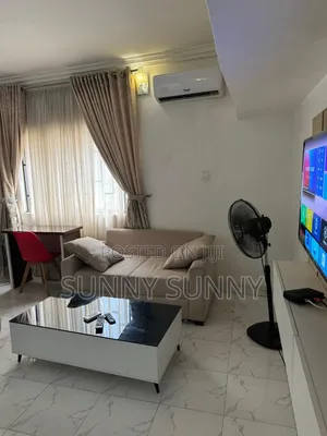 Studios/One Bedroom
