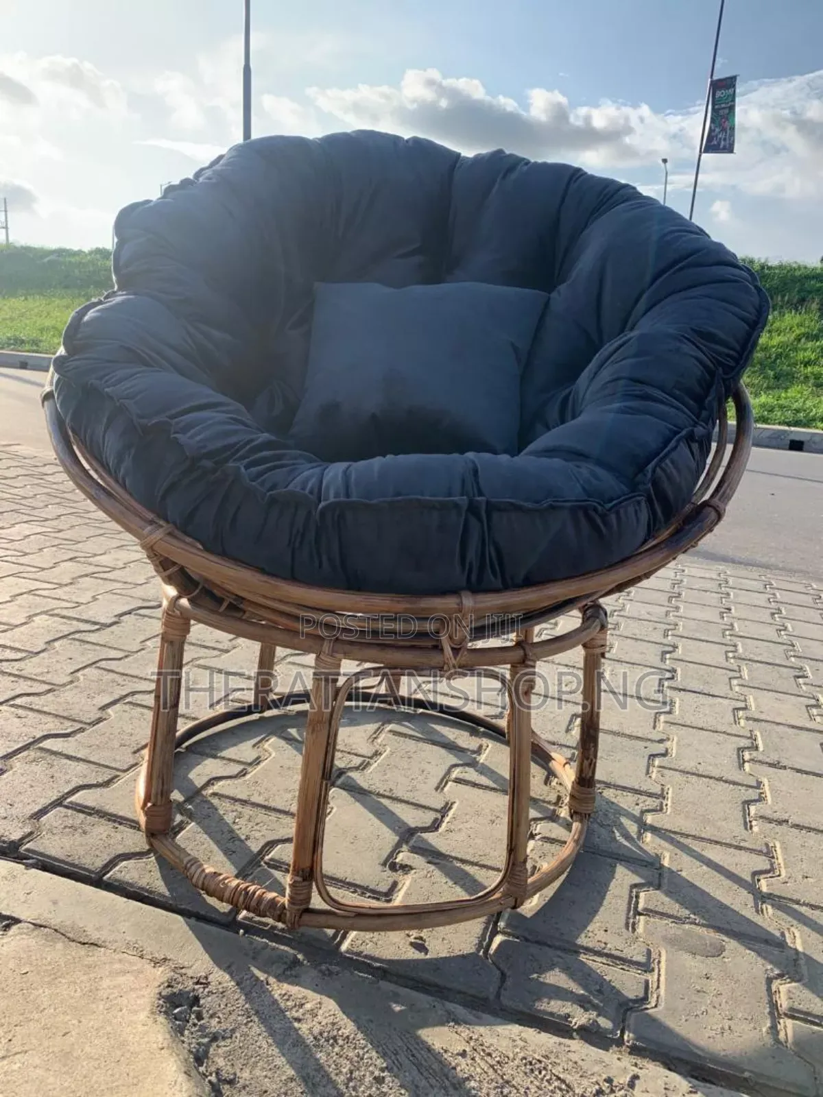 Comfy Panpas Chair With Cushion