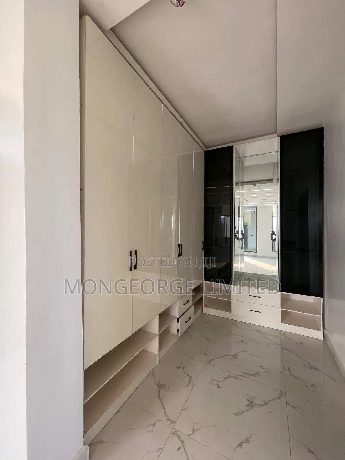 5bdrm Duplex In Ajah For Sale
