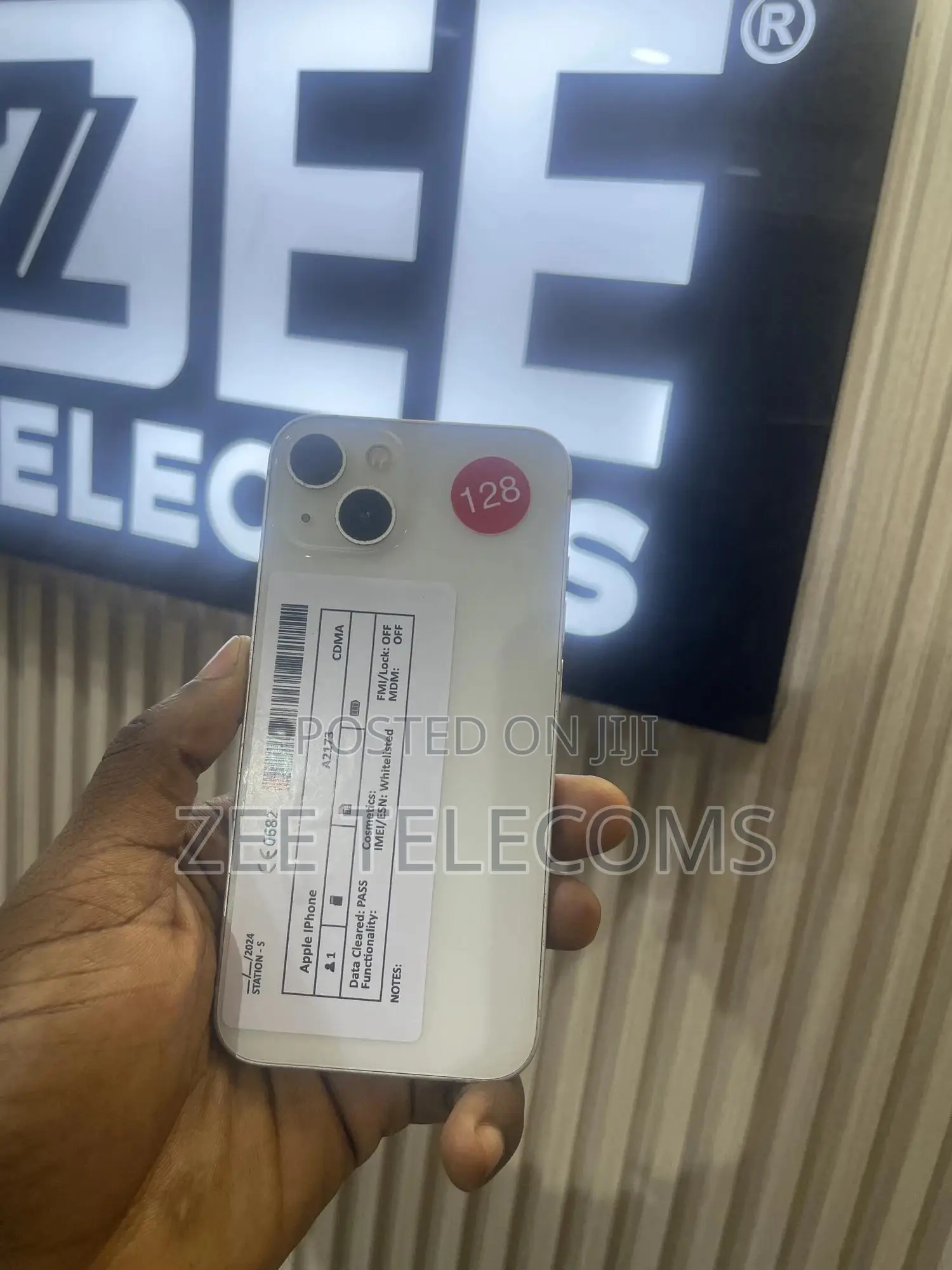 Apple iPhone 13 128 GB White