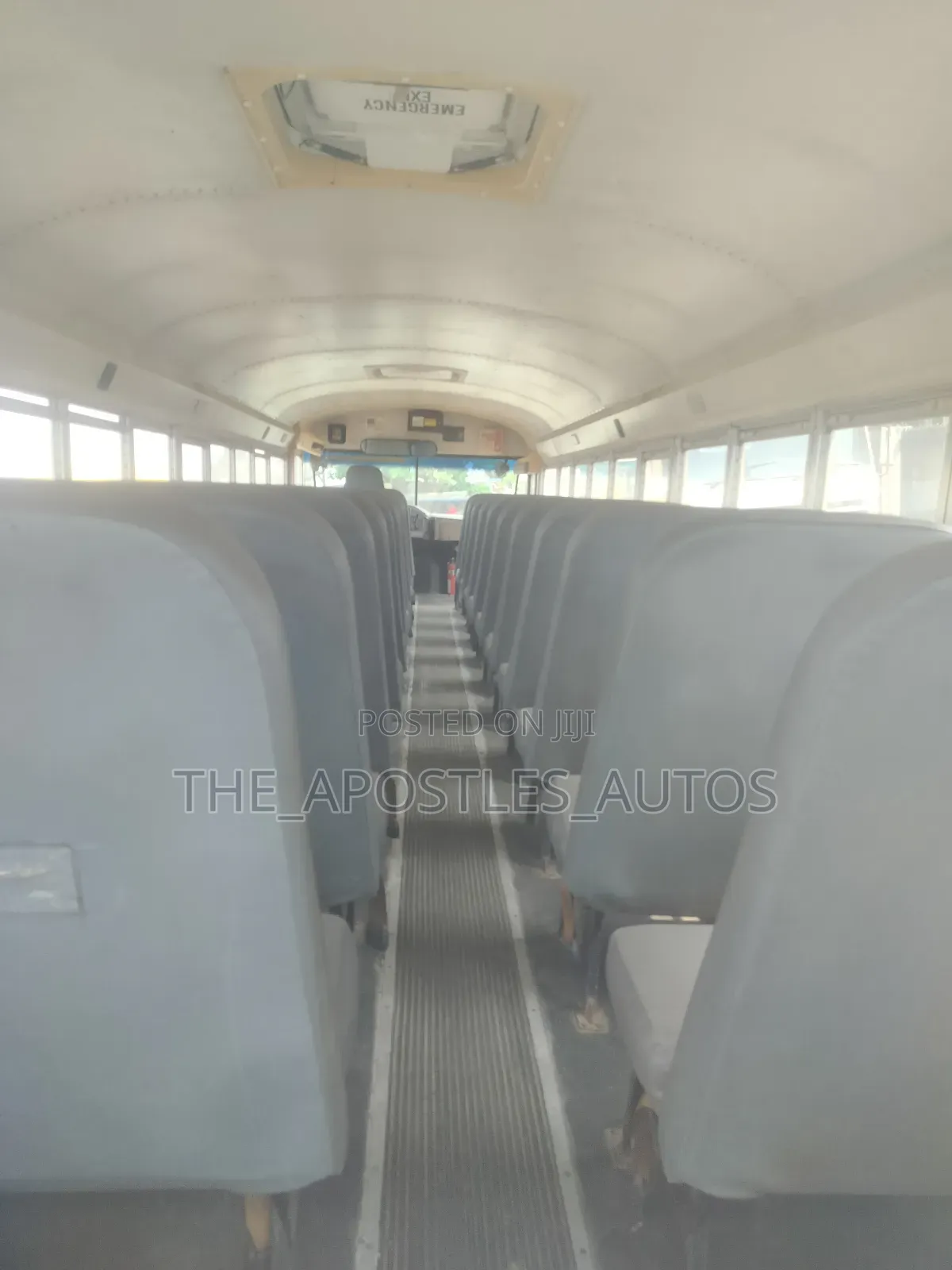 Bus 2020 Yellow