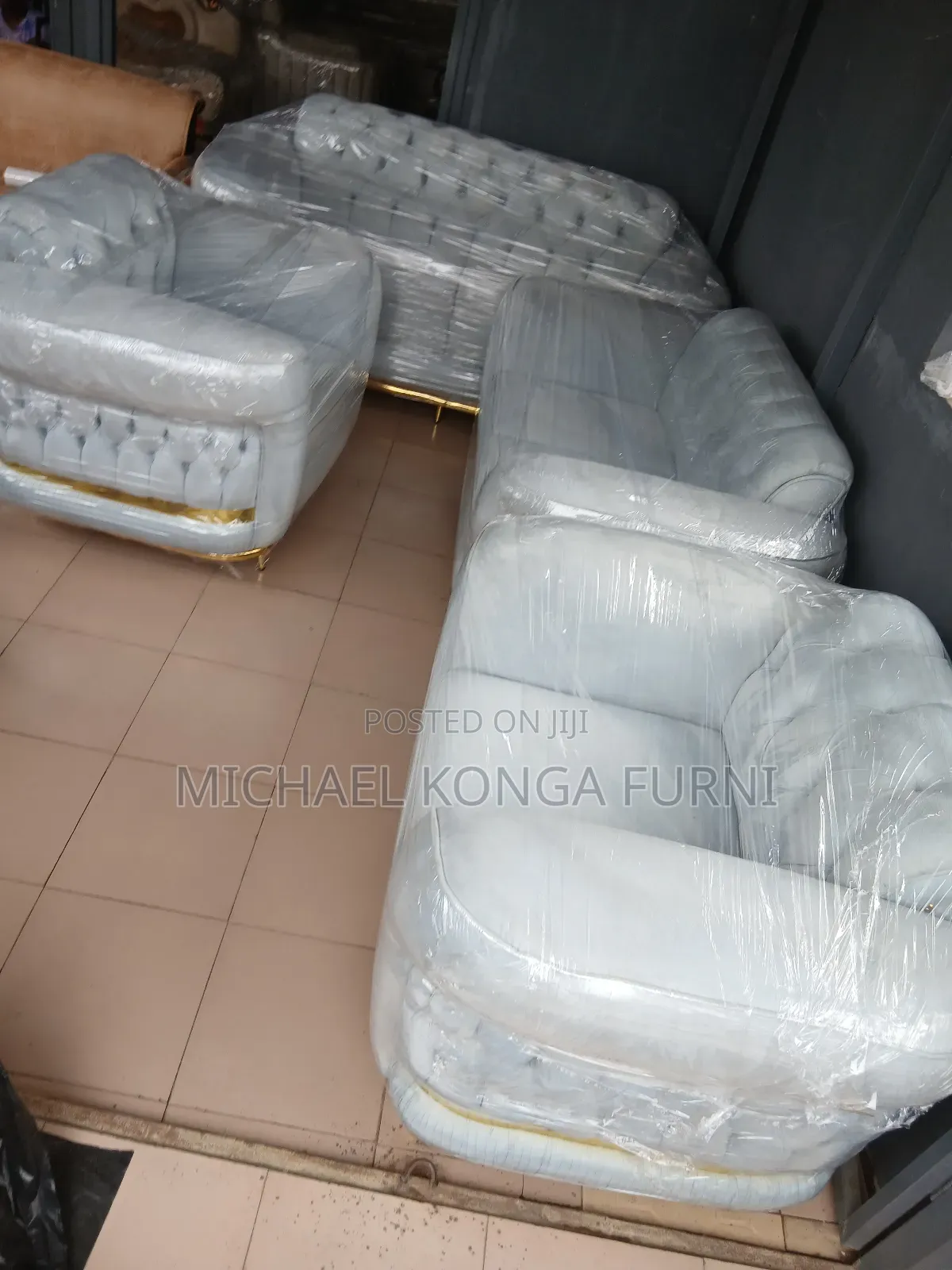 Luxurious U Seaters Sofa