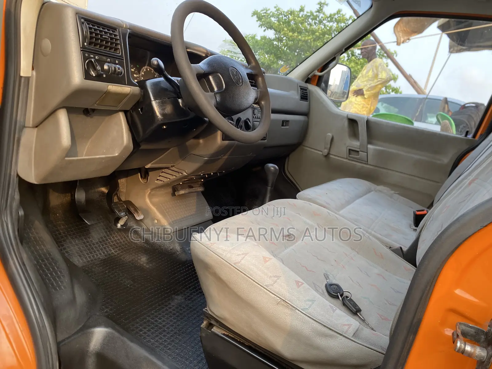 Volkswagen Transporter 2002 Orange