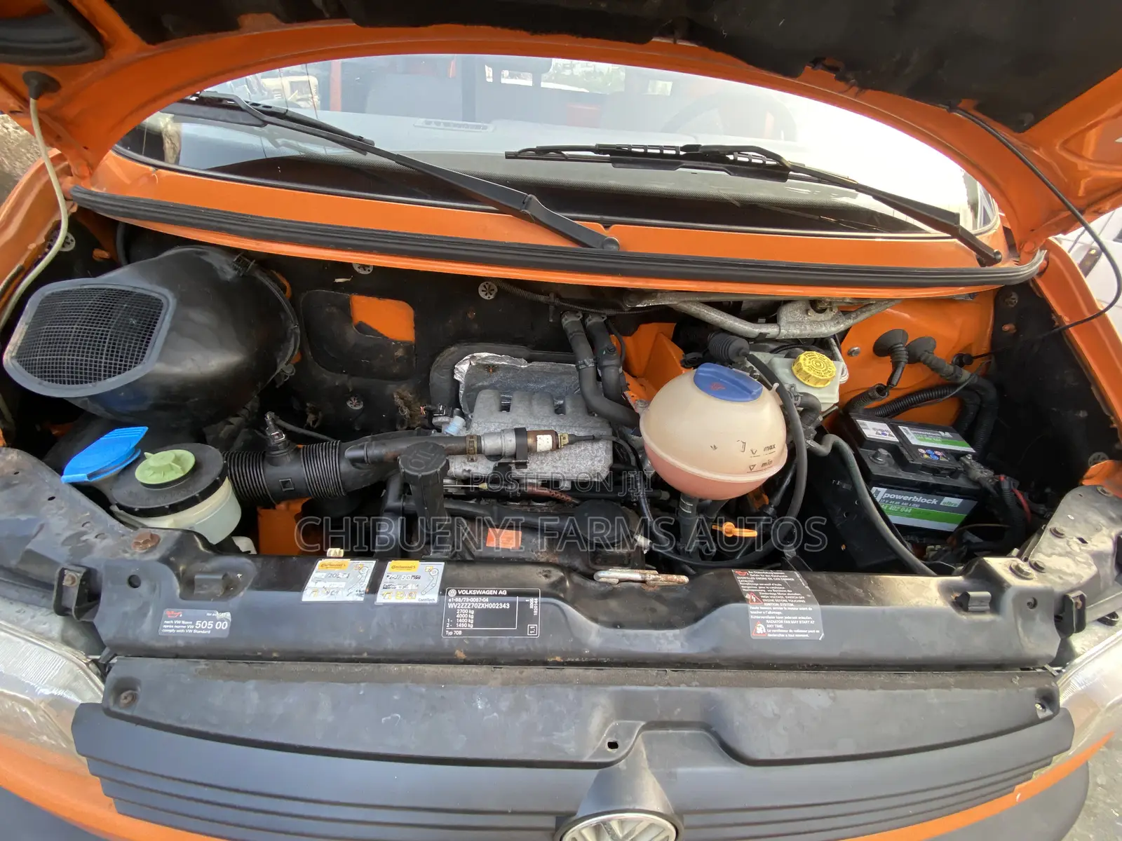 Volkswagen Transporter 2002 Orange