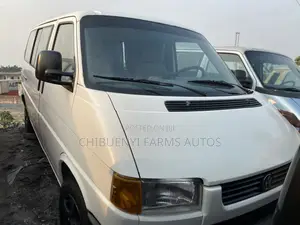 Volkswagen Transporter 2006 White