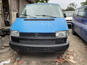 Volkswagen Transporter 2004 Blue