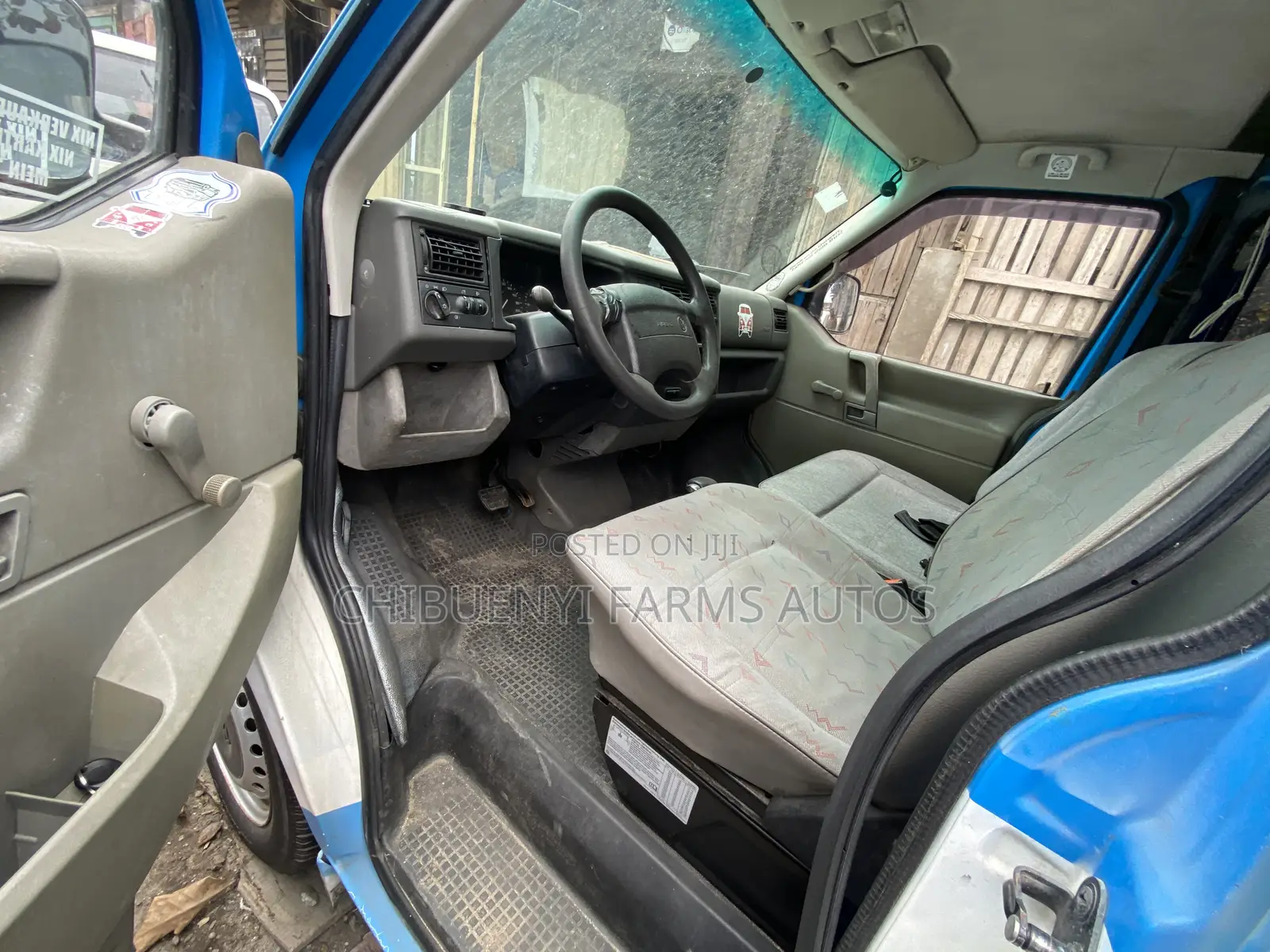 Volkswagen Transporter 2004 Blue
