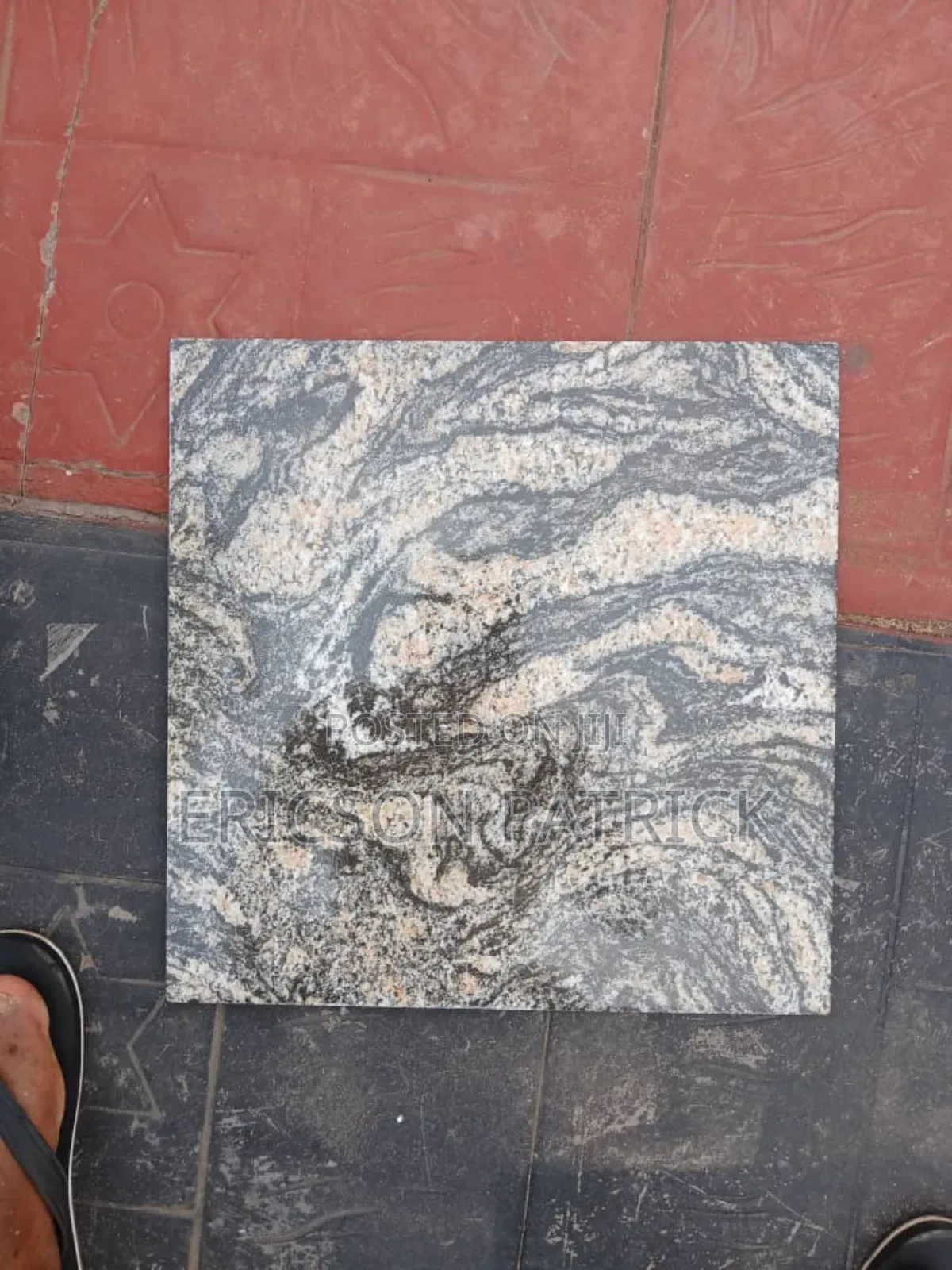 60/60 Marble Surface