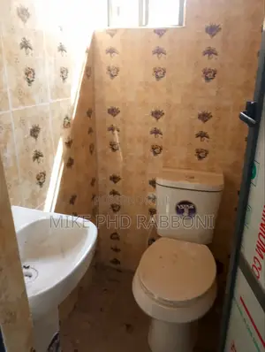 2bdrm Block of Flats in Corridor Layout, Enugu for rent