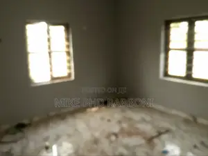 2bdrm Block of Flats in Corridor Layout, Enugu for rent