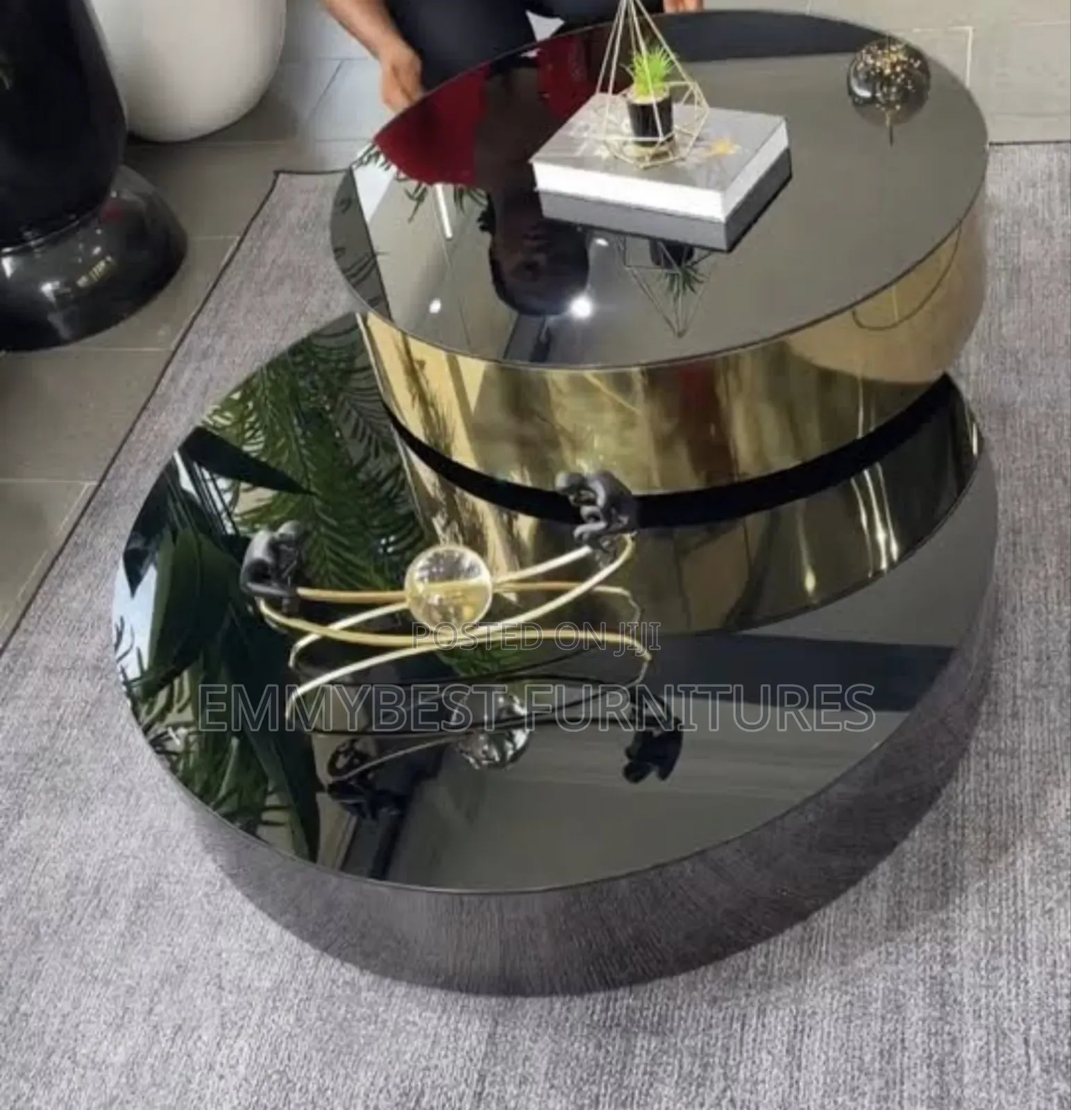 Classic Luxury, Rotating Center Table Set.