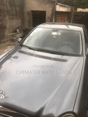 Benze E350 2010 Windscreen Glass Available We Deliver Fix