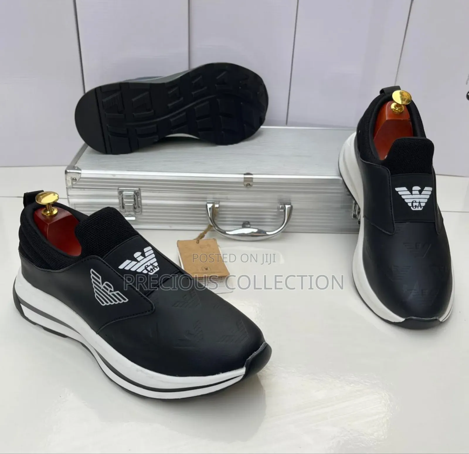 Cargo Sole White Logo Armani Sneakers
