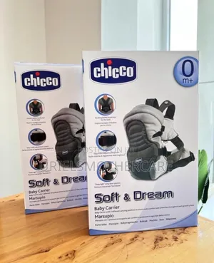 Baby Chicco Carrier